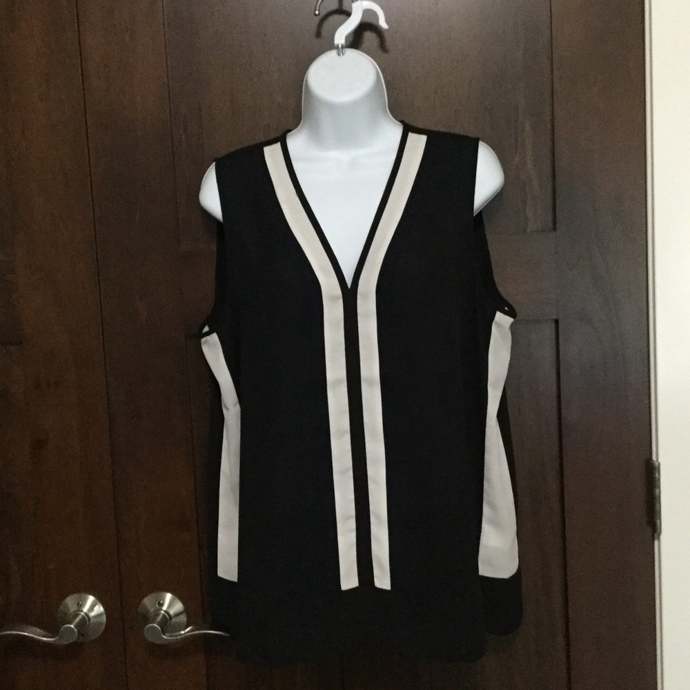V Neck Colorblock Sleeveless Blouse